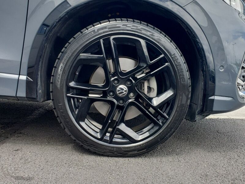 More views of Volkswagen Tiguan