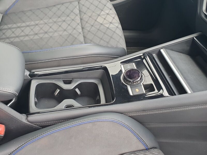 More views of Volkswagen Tiguan