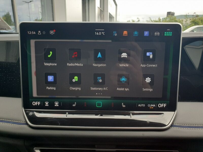 More views of Volkswagen Tiguan