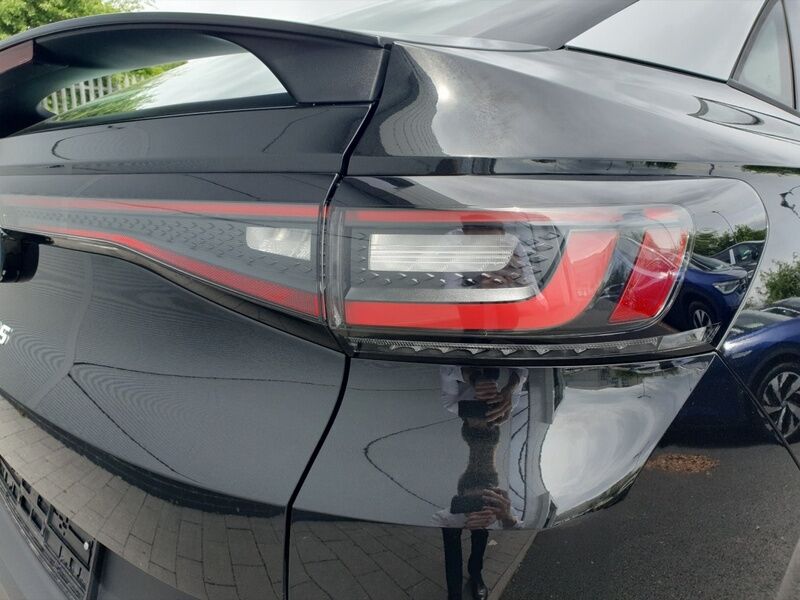 More views of Volkswagen ID.5