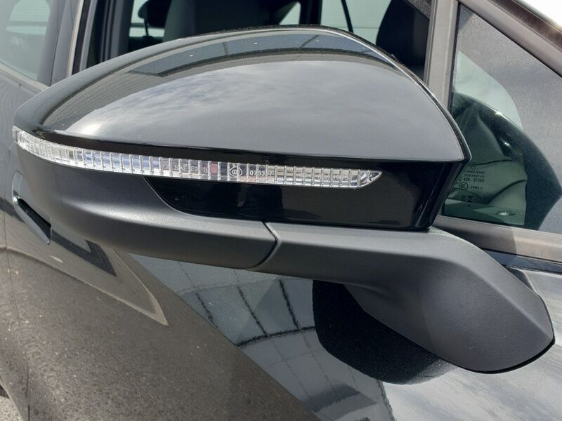 More views of Volkswagen ID.5