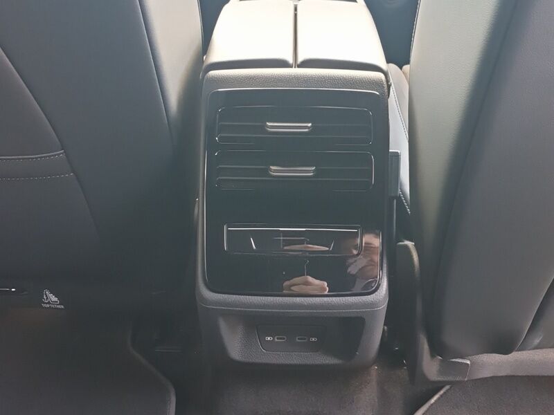 More views of Volkswagen ID.7