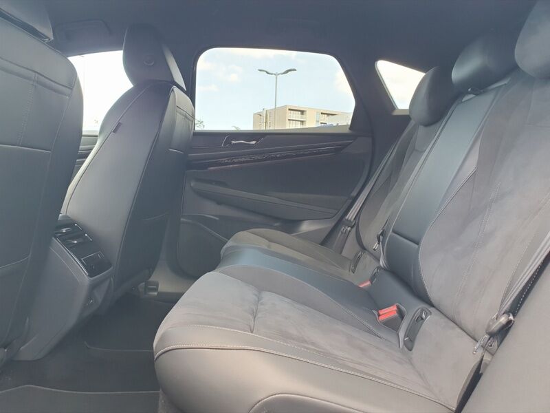 More views of Volkswagen ID.7