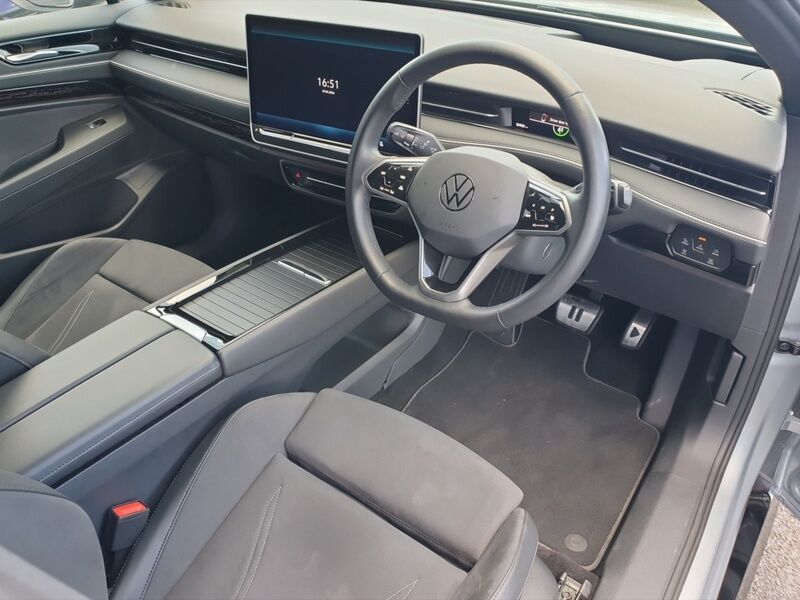 More views of Volkswagen ID.7
