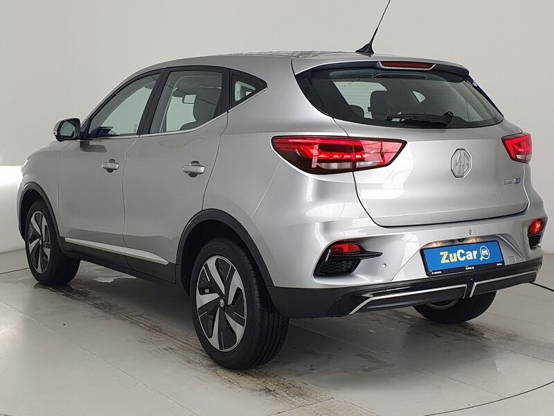 More views of MG ZS