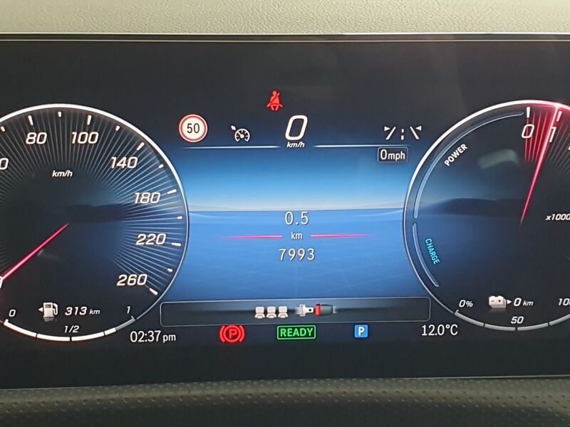 More views of Mercedes-Benz CLA