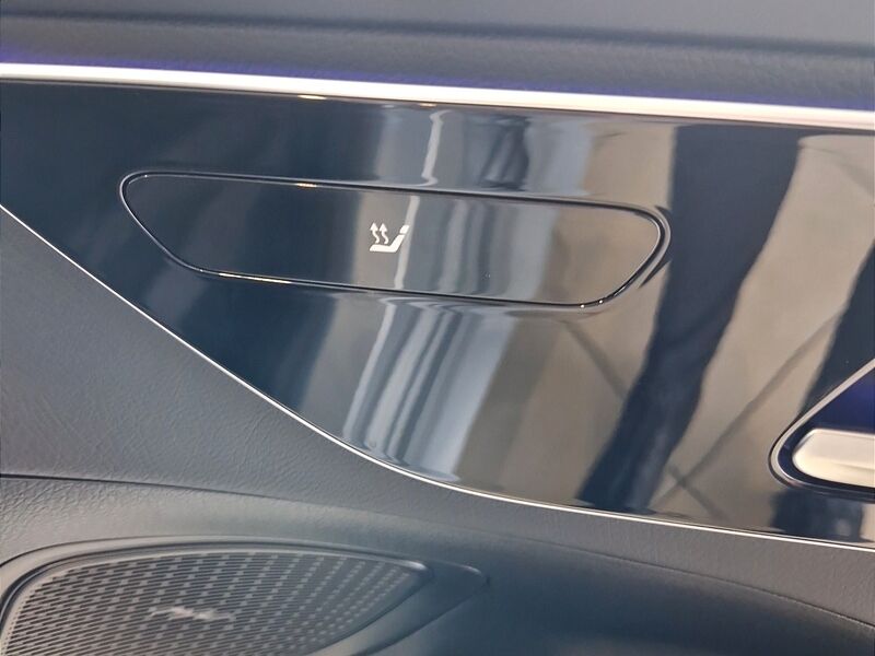More views of Mercedes-Benz C-Class