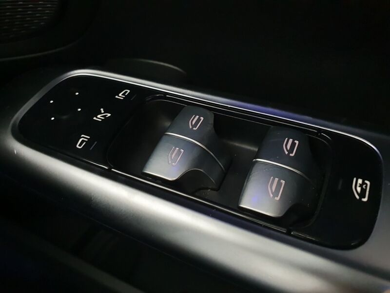 More views of Mercedes-Benz C-Class