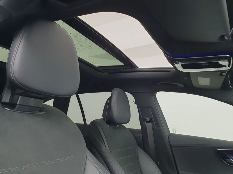 More views of Mercedes-Benz C-Class