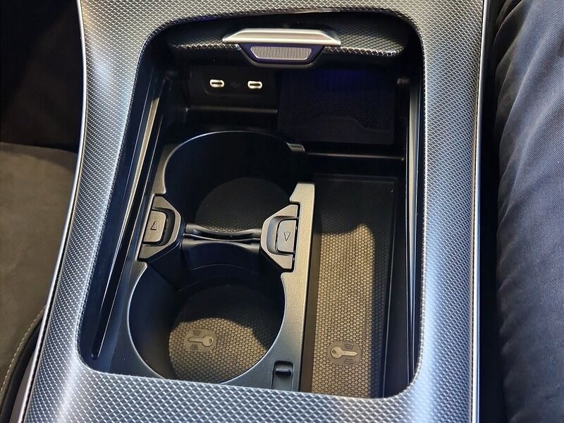More views of Mercedes-Benz C-Class