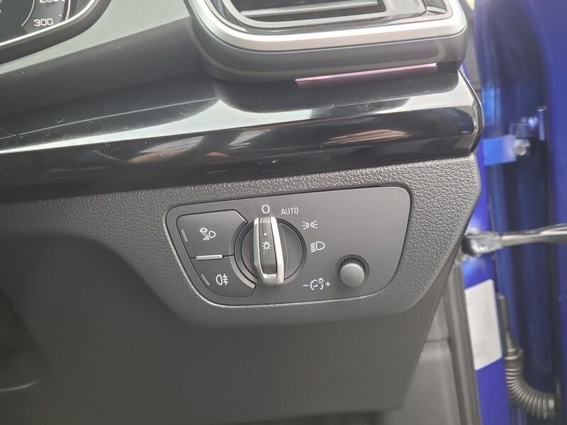 More views of Audi Q5