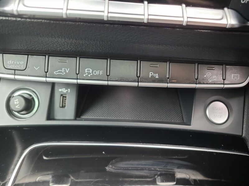 More views of Audi Q5