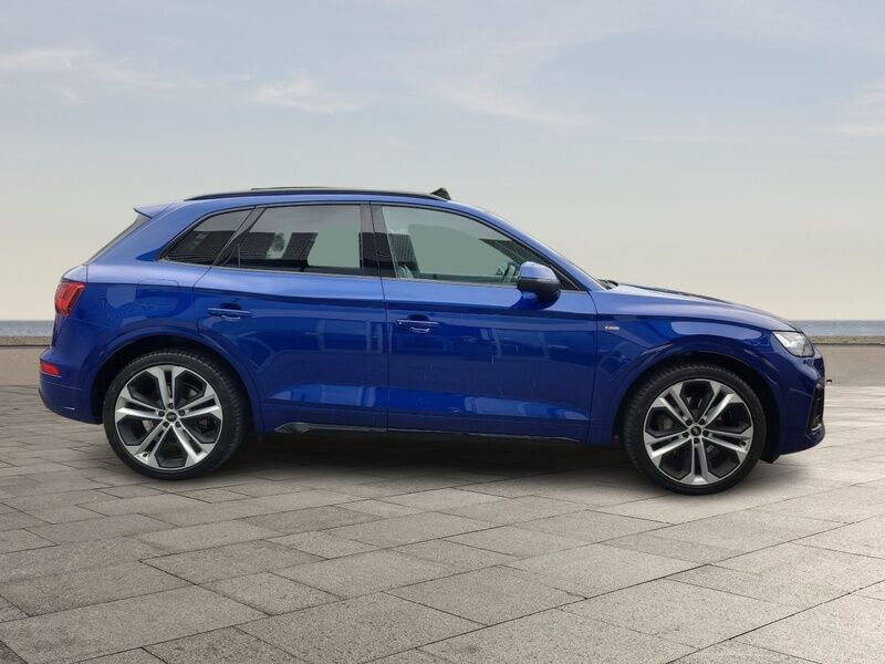 More views of Audi Q5