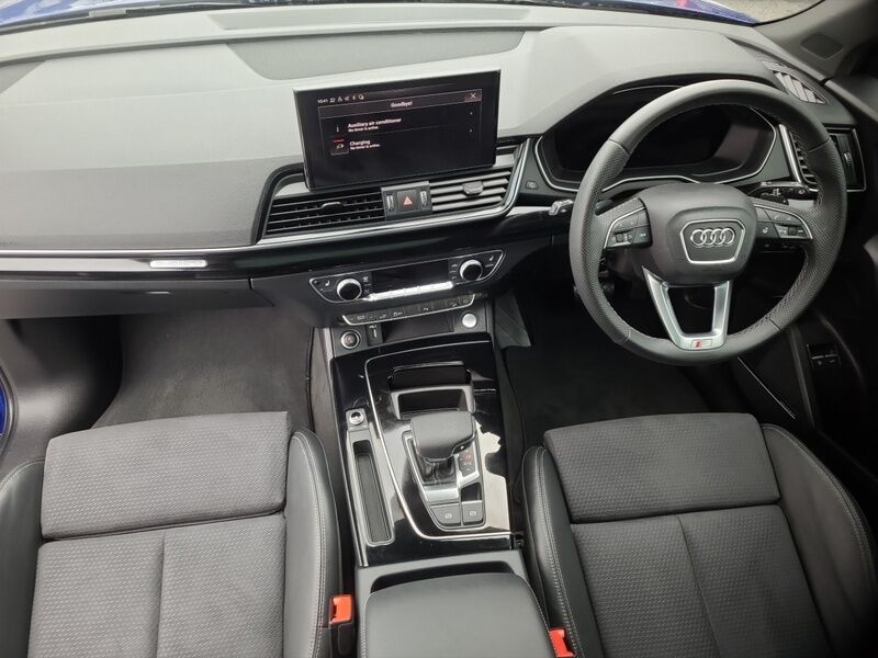 More views of Audi Q5
