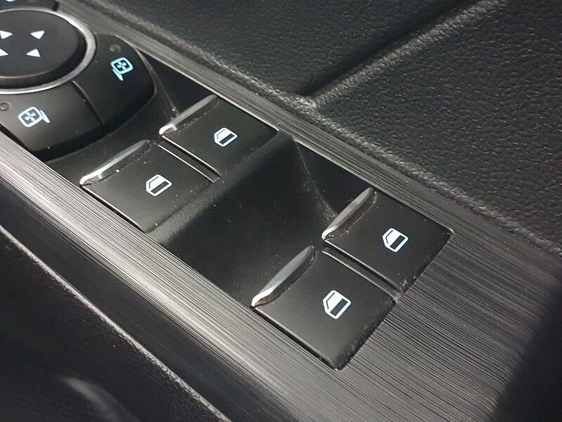 More views of Ford Kuga
