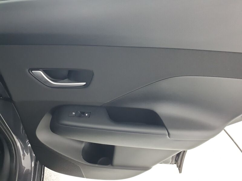 More views of Hyundai KONA