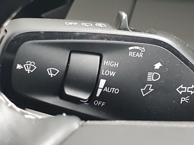 More views of Ford Explorer