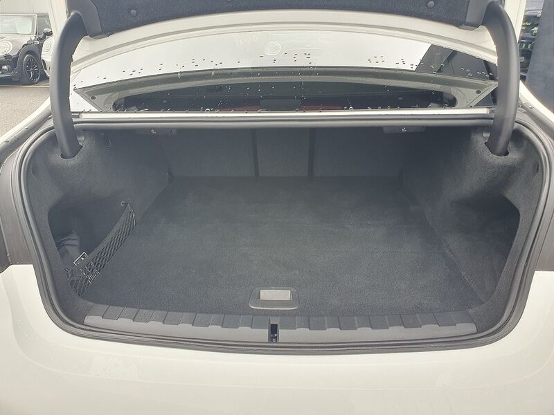 More views of BMW 3-Series