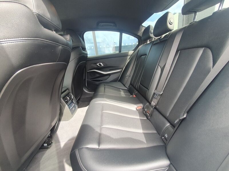 More views of BMW 3-Series