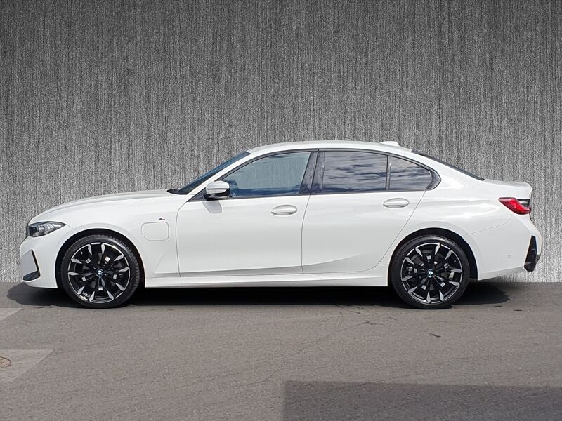 More views of BMW 3-Series