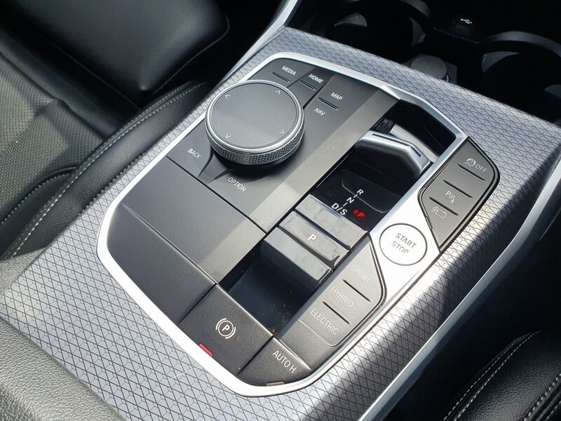 More views of BMW 3-Series