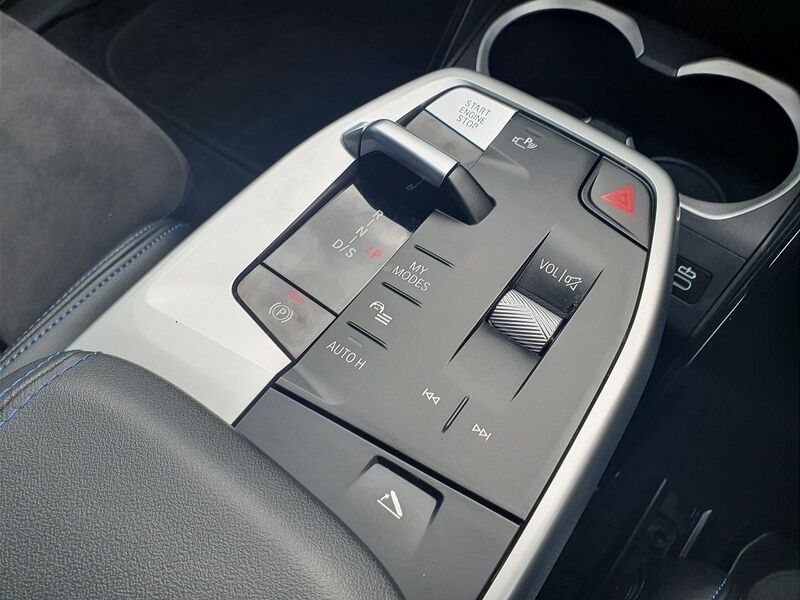 More views of BMW X1