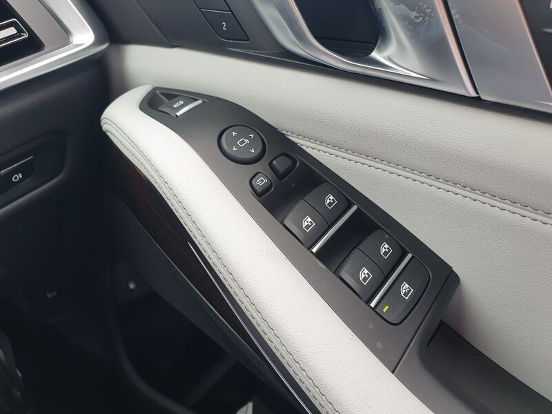 More views of BMW X5