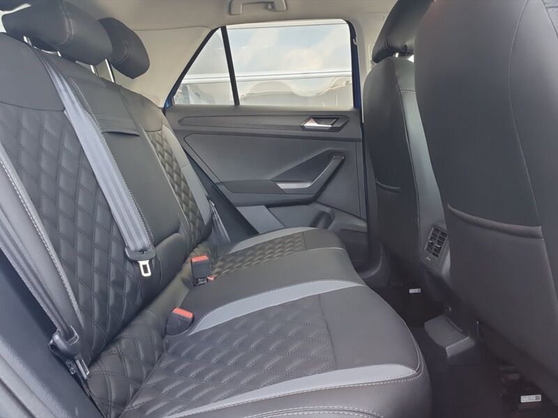 More views of Volkswagen T-Roc