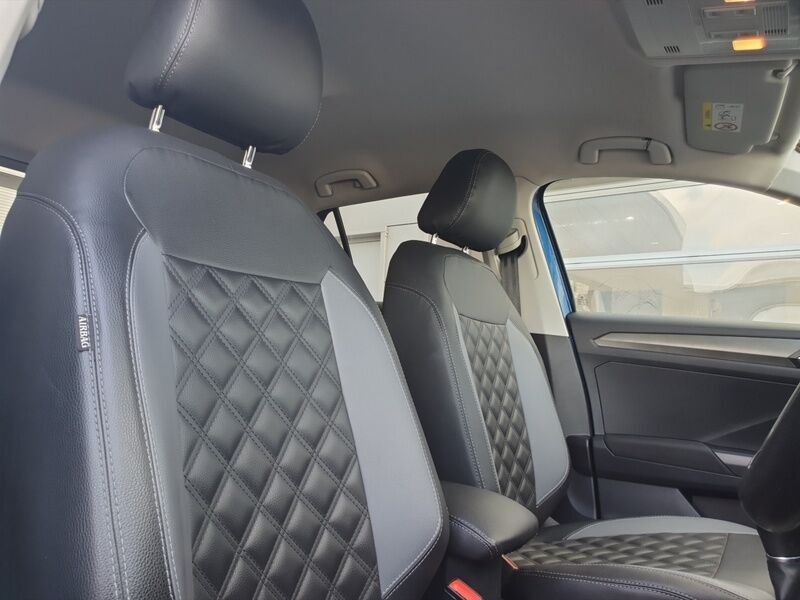 More views of Volkswagen T-Roc
