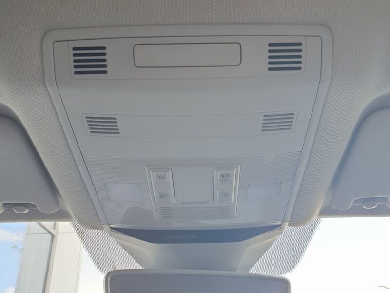 More views of Volkswagen T-Roc
