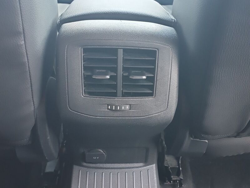 More views of Volkswagen T-Roc