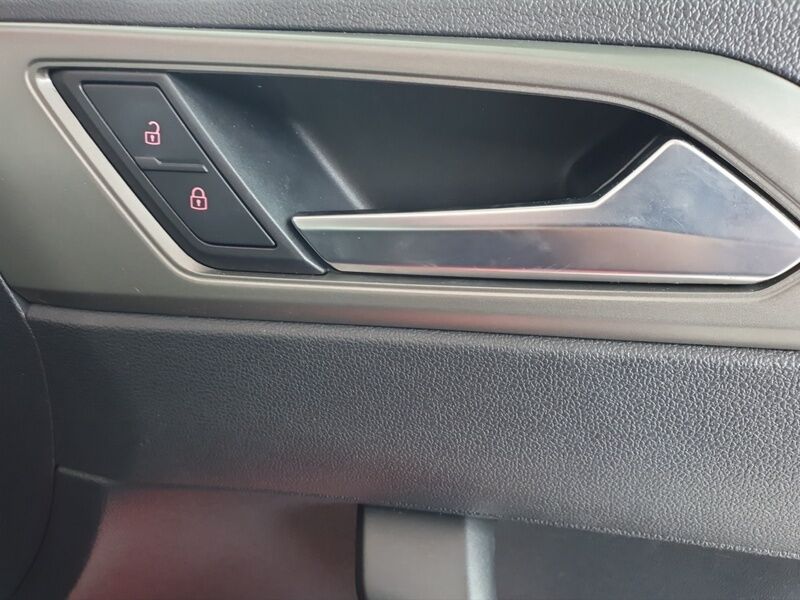 More views of Volkswagen Polo