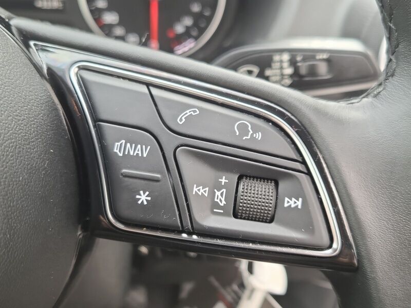 More views of Audi Q2