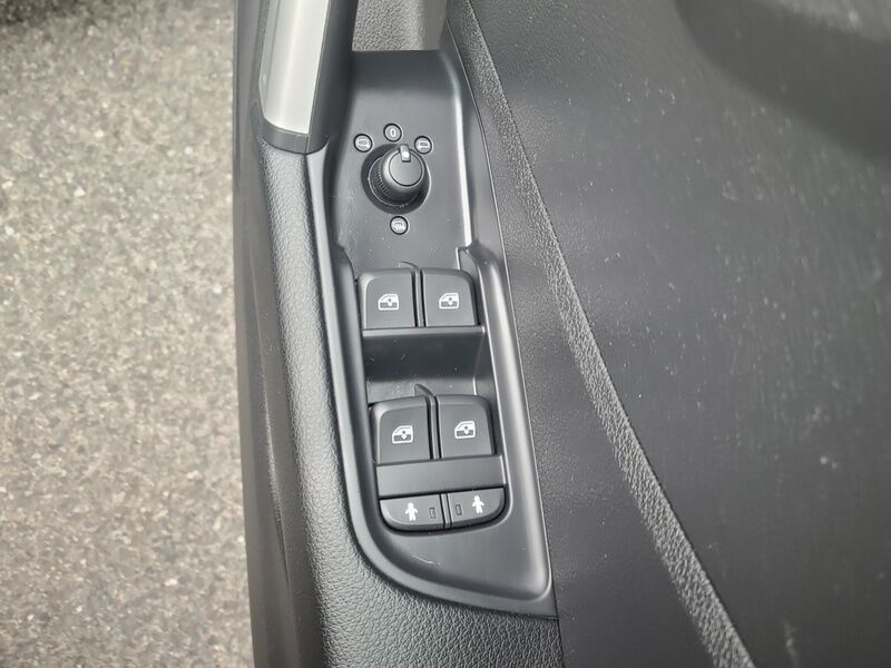 More views of Audi Q2