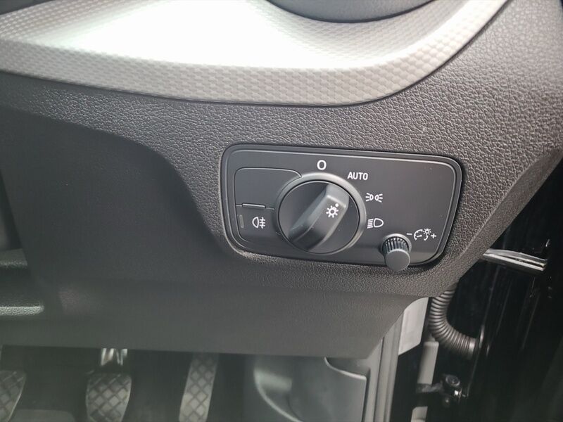 More views of Audi Q2