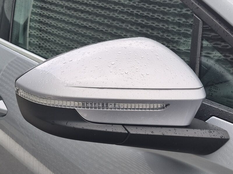 More views of Audi Q4 e-tron