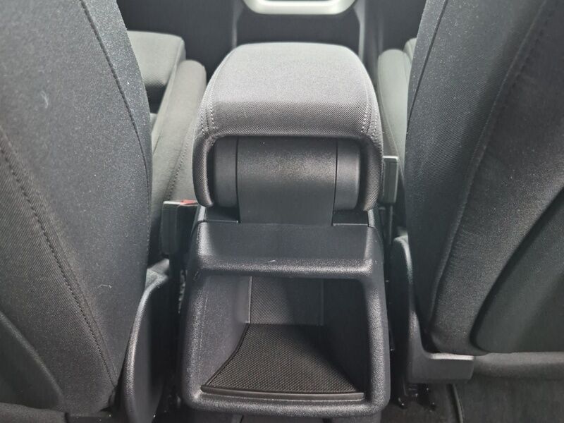 More views of Audi Q4 e-tron