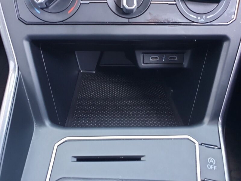 More views of Volkswagen Taigo