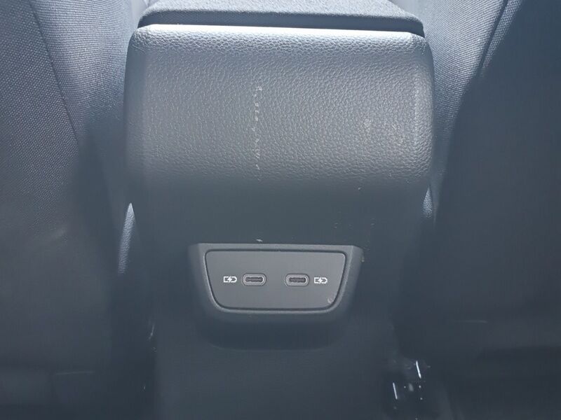 More views of Volkswagen Taigo
