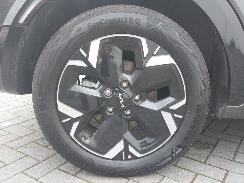More views of Kia e-Niro