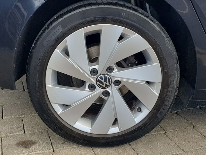 More views of Volkswagen Golf
