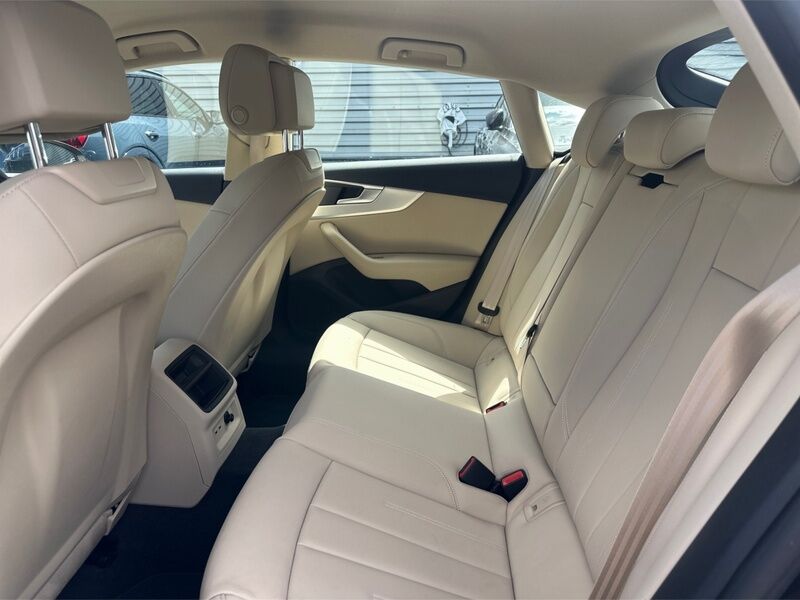 More views of Audi A5