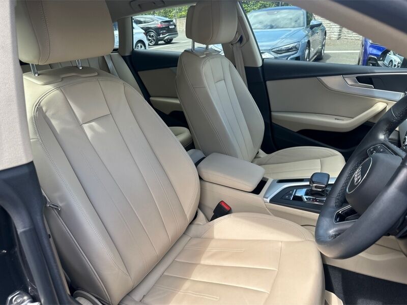 More views of Audi A5