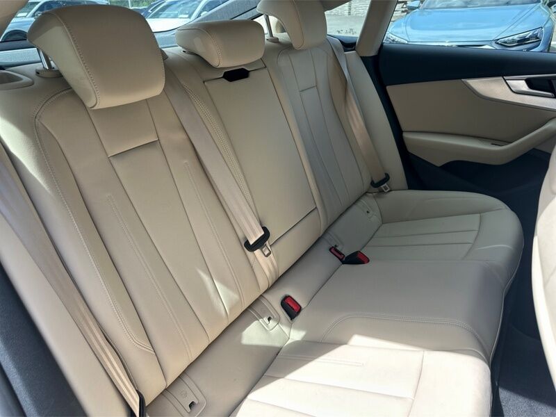 More views of Audi A5