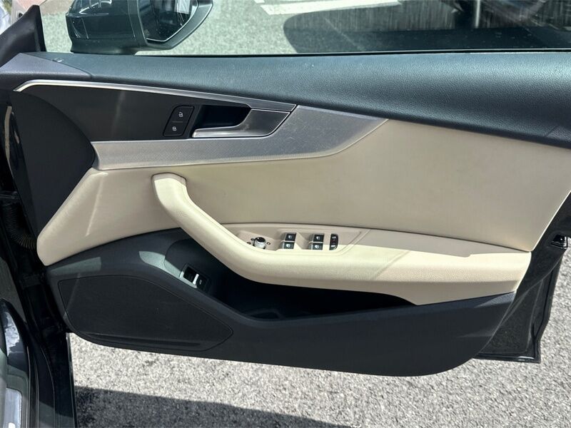 More views of Audi A5
