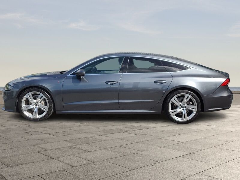 More views of Audi A7