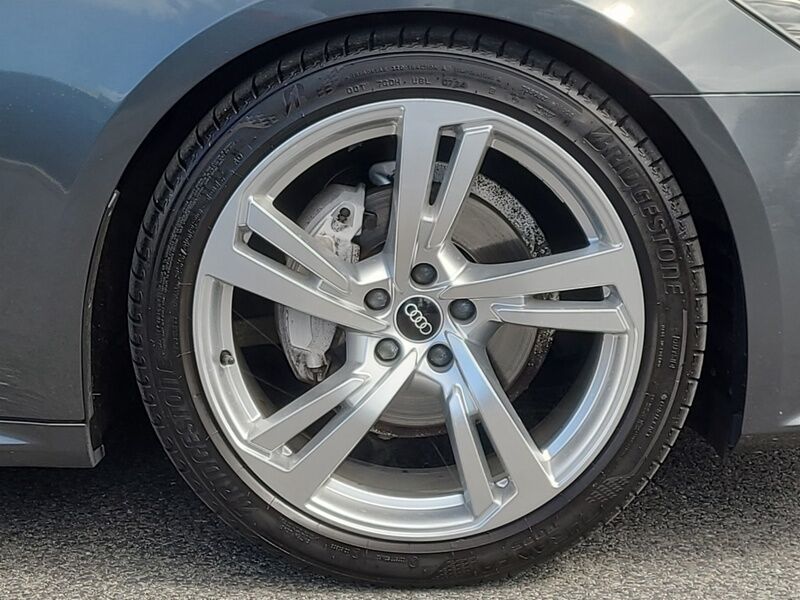 More views of Audi A7