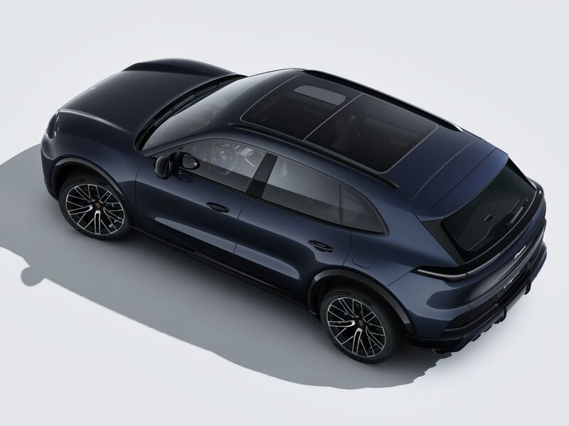More views of Porsche Cayenne