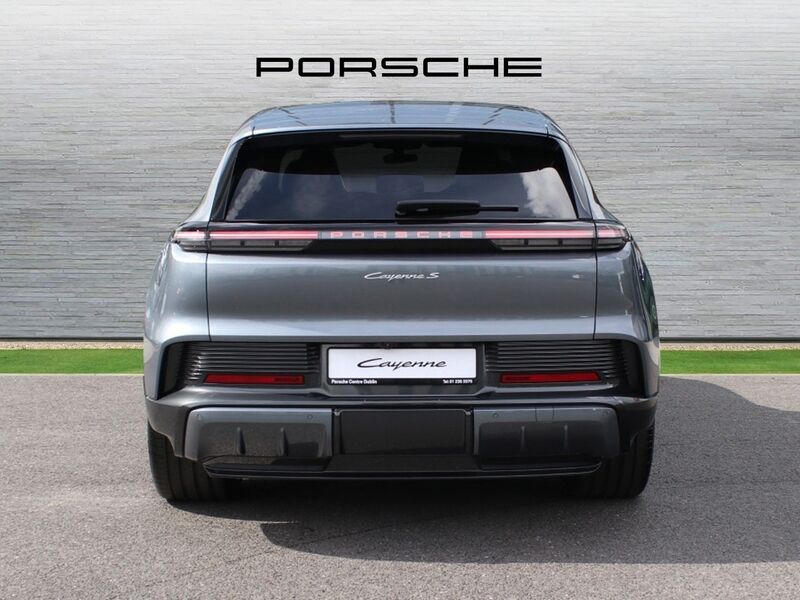 More views of Porsche Cayenne