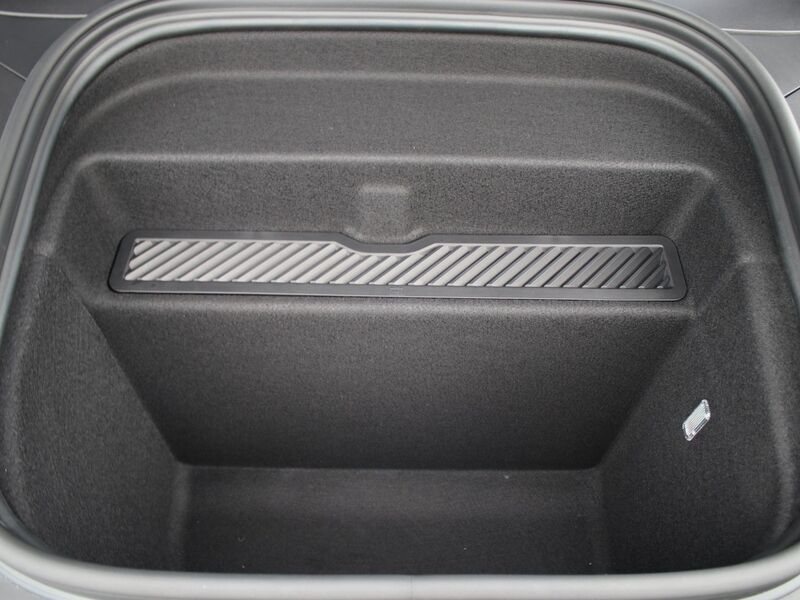 More views of Porsche Cayenne